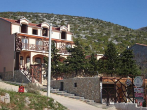 Katarina Apartments and Rooms